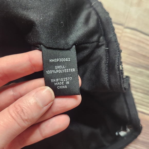 SOLD Fashion Nova Black Lace Crochet Scallop Shorts - Picture 4 of 6